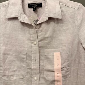 Banana Republic Pale Lavender Button-Front Shirt